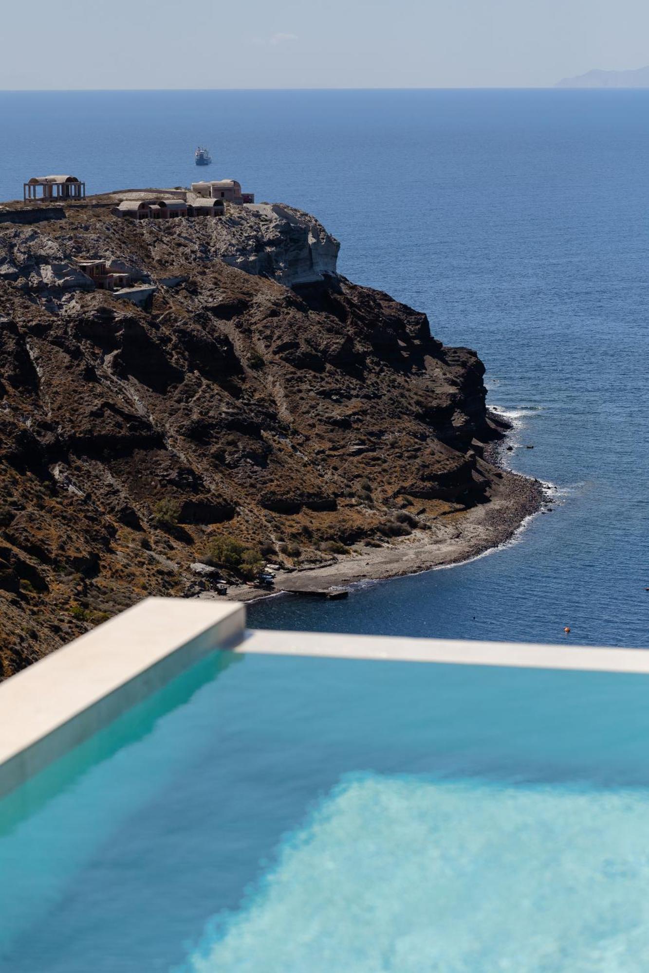 Omna Caldera Suites Akrotiri  Exterior photo